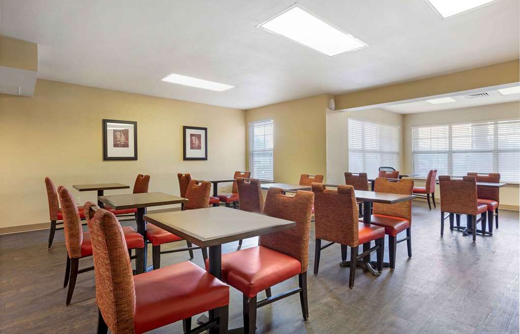 Extended Stay America Suites Houston Med Ctr Braeswood Bl - photo 6