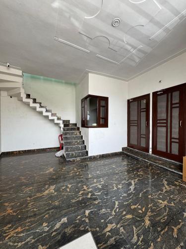 Independent House 2 Bedroom 2 Bath Livingroom Lobby kitchen car parking