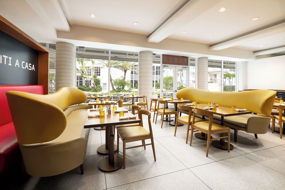 Hotel Continental Miami Beach Tapestry Collection by Hilton - photo 45