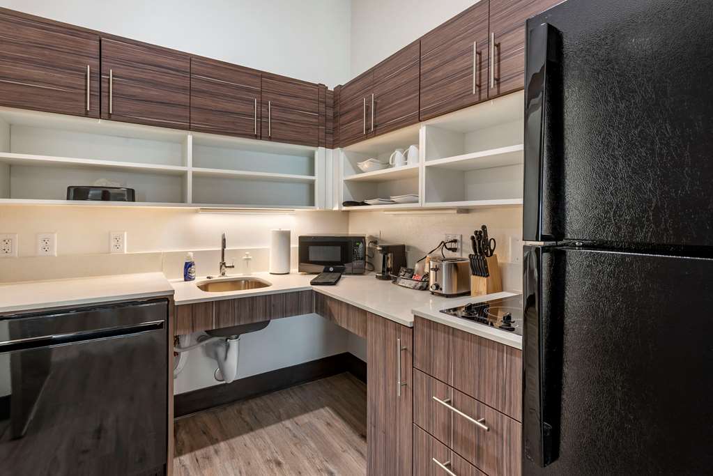 MainStay Suites Colorado Springs East Medical Center Area - photo 16