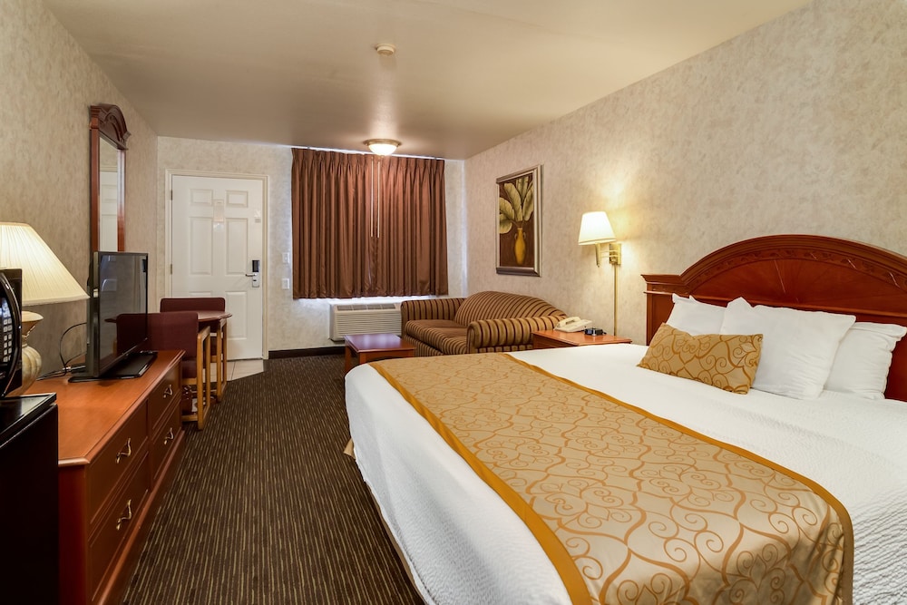 St. George Inn & Suites - photo 24