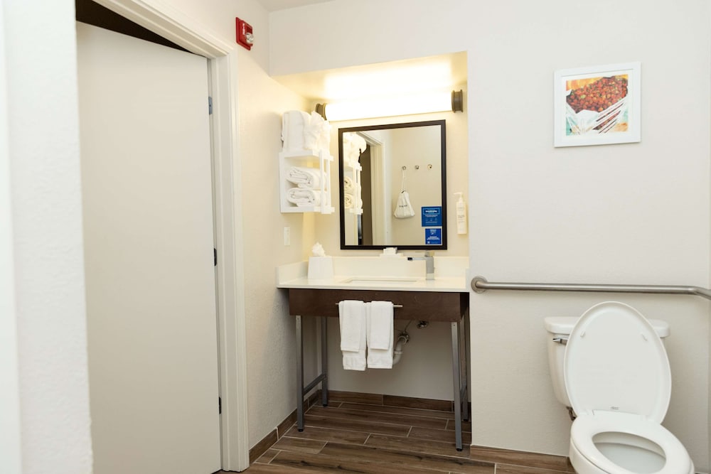 Hampton Inn Hammond - photo 39