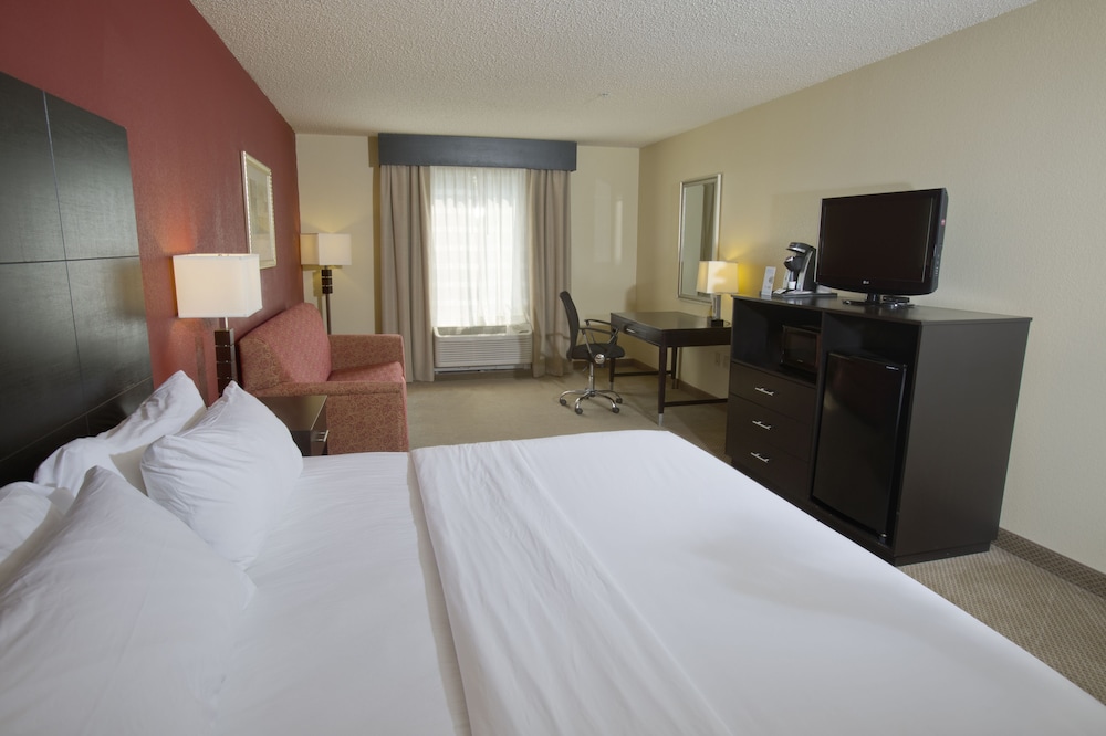 Holiday Inn Express New Albany an IHG Hotel - photo 2