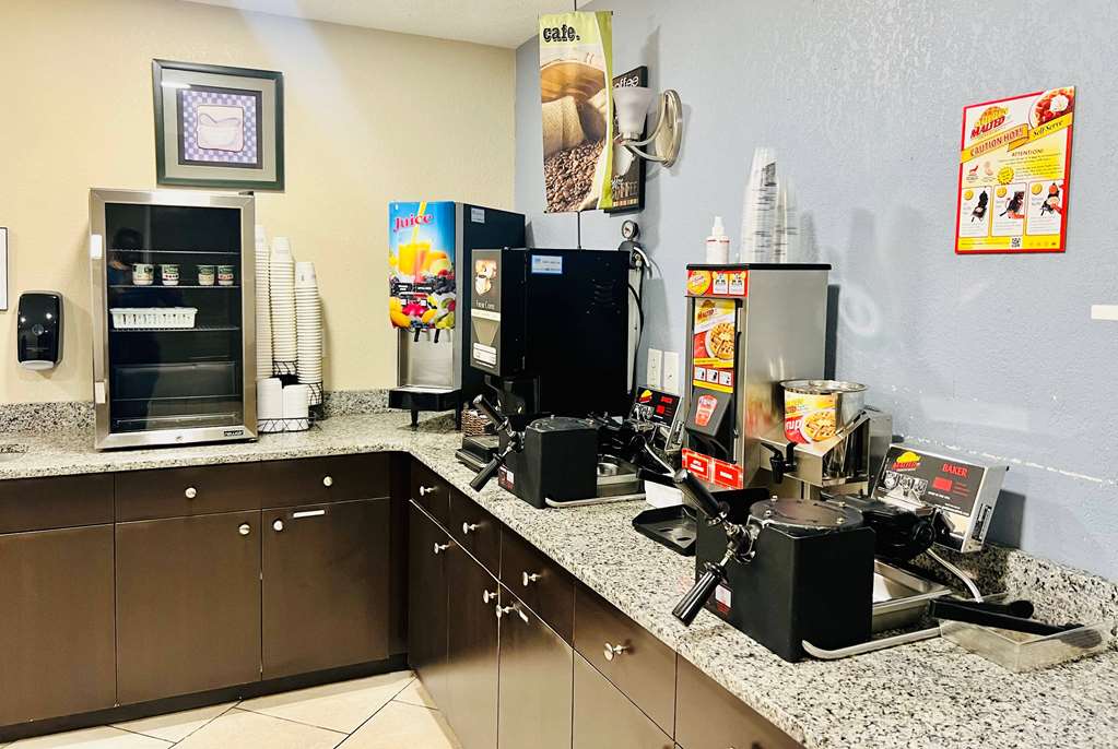 Microtel Inn by Wyndham Georgetown - photo 37
