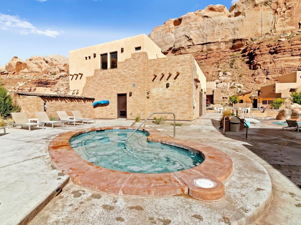 Bluff Dwellings Resort - photo 66