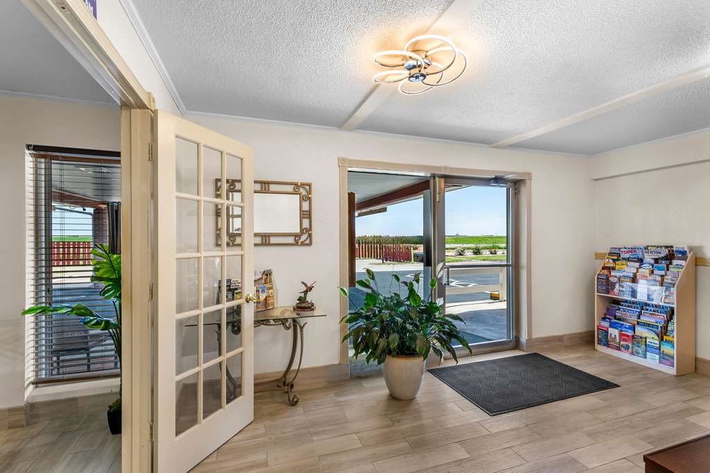 Americas Best Value Inn Belleville - photo 5