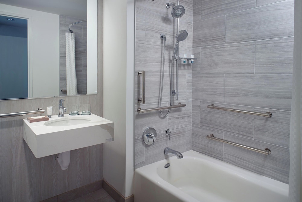 The Westin Charlotte - photo 28