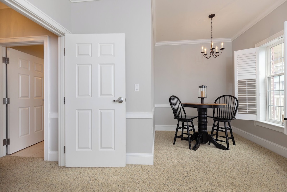 Selinsgrove Inn - photo 47