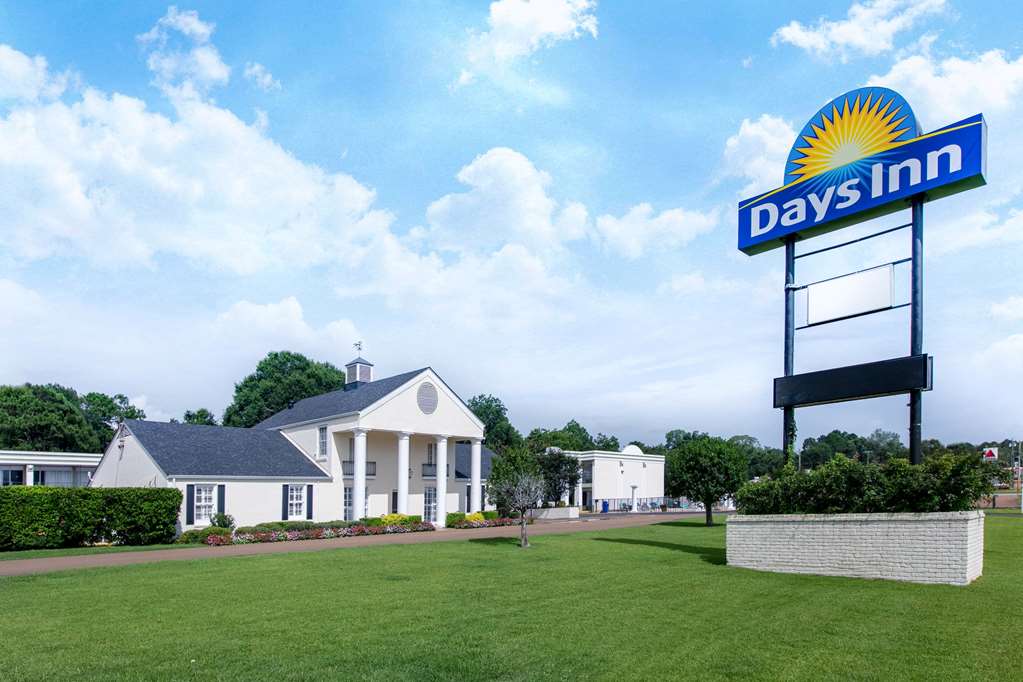 Days Inn by Wyndham Natchez - featured photo