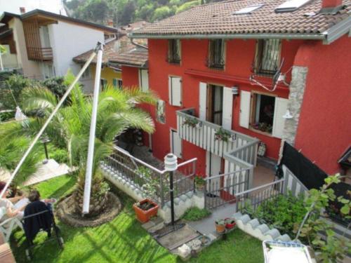 Ferienwohnung CASTELLO mit schöner Dachterrasse — 4-Star Luxury Hotel in Nago-Torbole, Italy