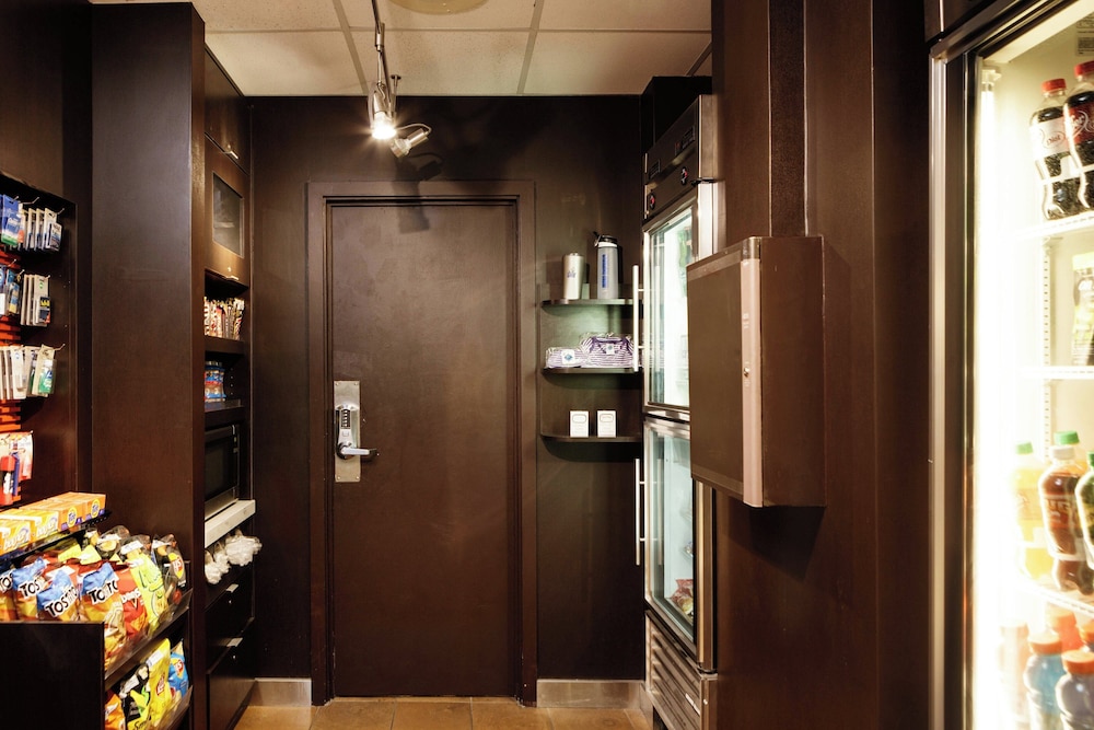 Courtyard by Marriott Harrisonburg - photo 22