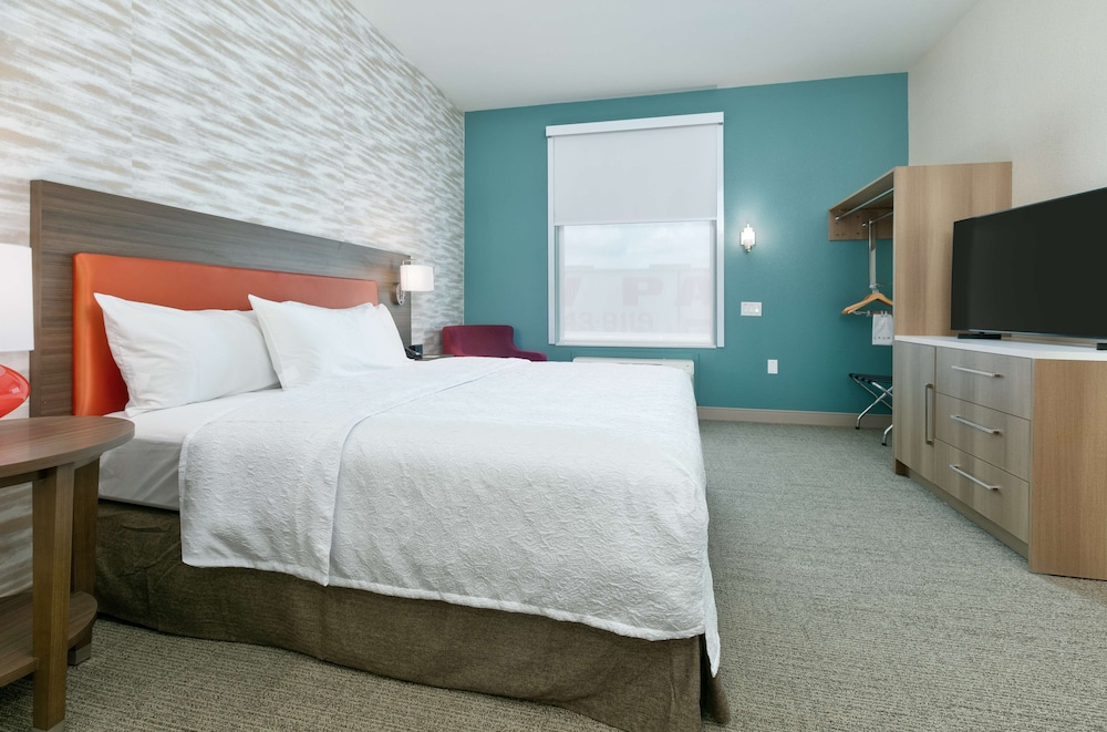 Home2 Suites by Hilton El Campo - photo 11