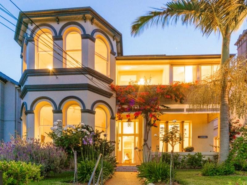 Admiral Collingwood Lodge — 4-Star Luxury Hotel in Sydney, Australia