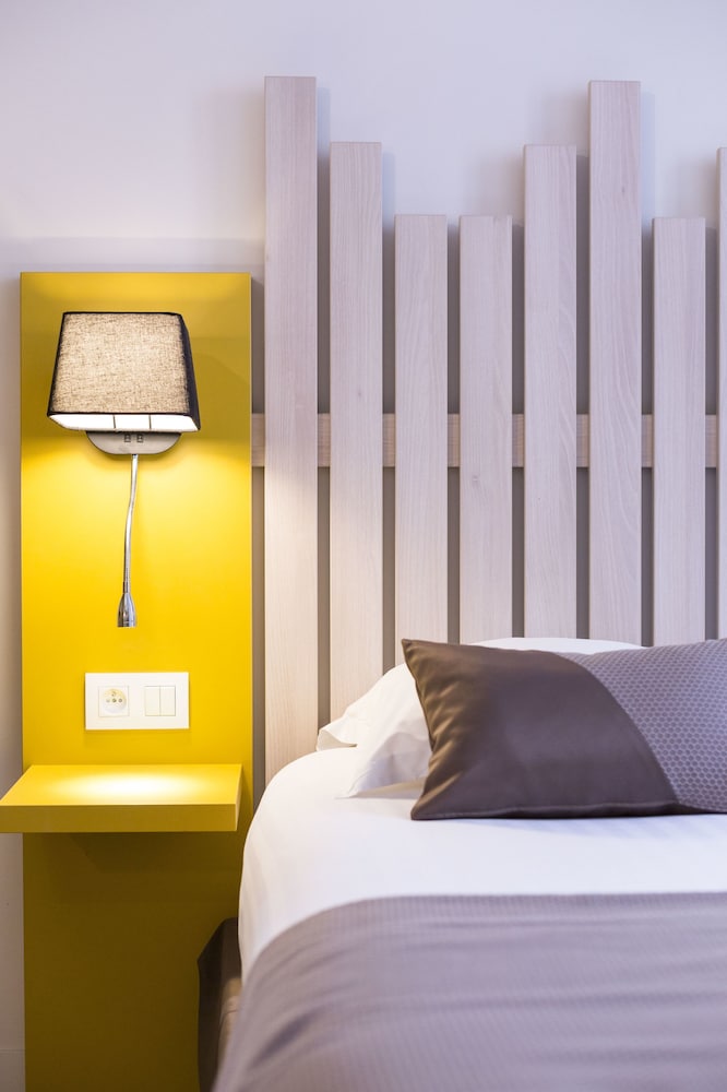 Hôtel des Arts — hotel in Rueil-Malmaison