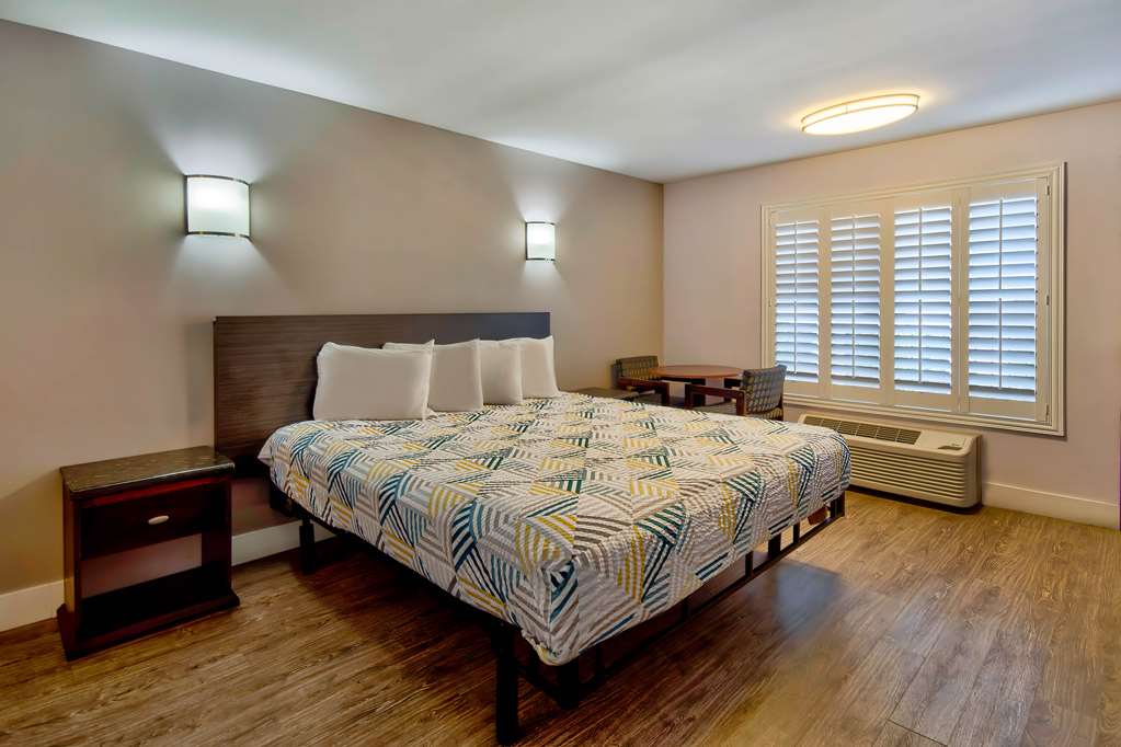 Motel 6 Inglewood CA - photo 10