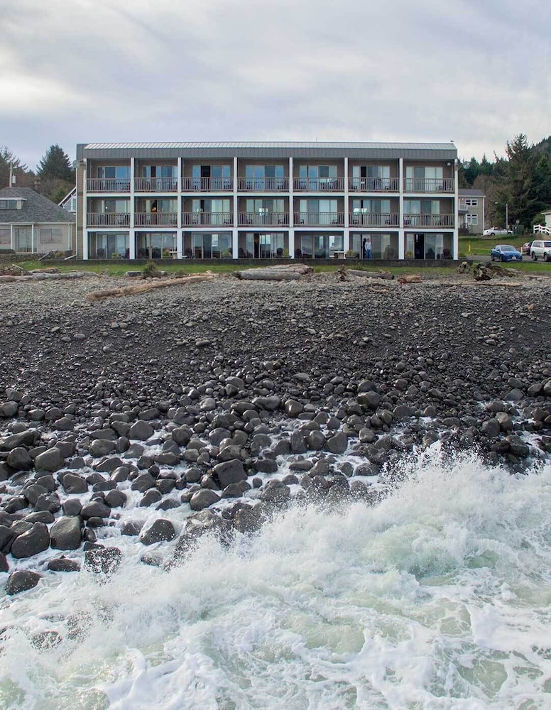 Lanai at the Cove - photo 22