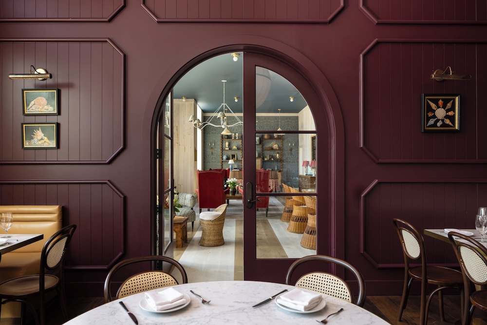 The George Hotel - photo 15