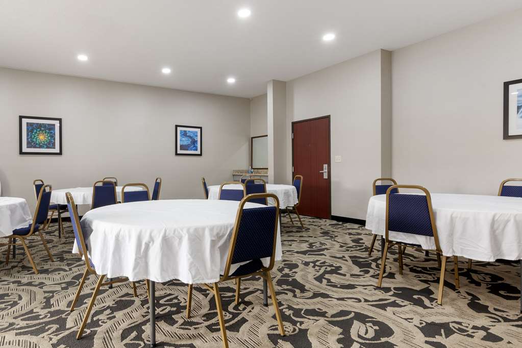 Best Western Sycamore Inn - photo 29