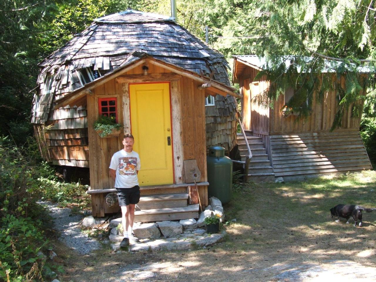 The Magical Dome — hotel in Powell River