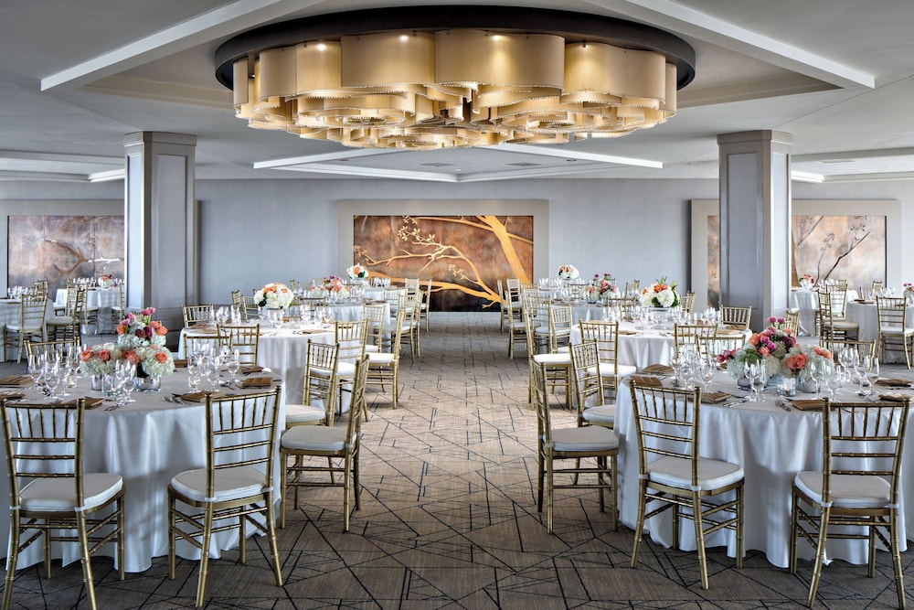 Sheraton Dallas Hotel - photo 9
