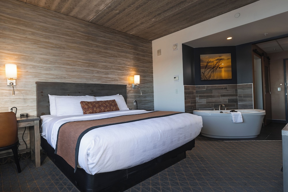 Pier B Resort - photo 9