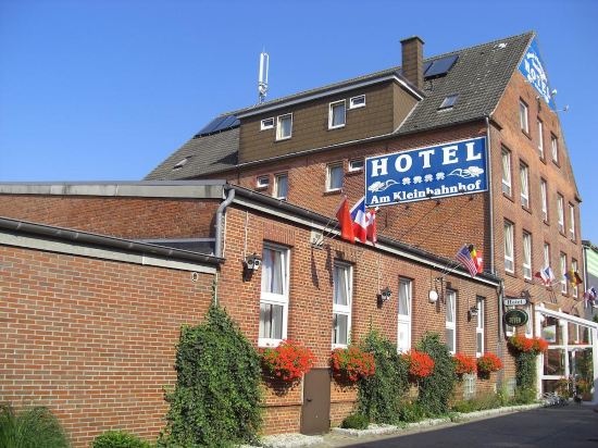 Hotel Am Kleinbahnhof - carbon neutral hotel in Emden