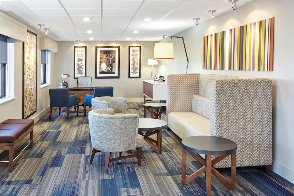 Holiday Inn Express Sheboygan Kohler by IHG - photo 64
