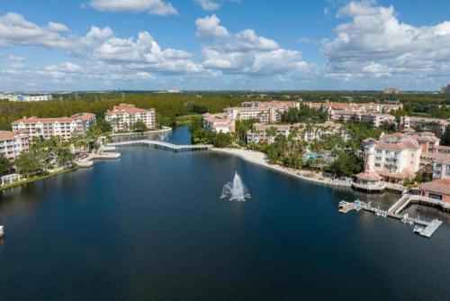 Marriott's Grande Vista Studio Apartment with Resort Access — 4-Star Luxury Hotel in Orlando, United States