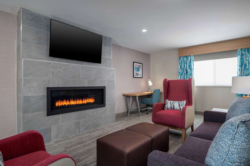 Hilton Garden Inn Great Falls - photo 40