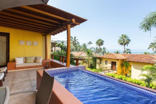 Perico. Departamento de 2 pisos. — 4-Star Luxury Hotel in Bucerias, Mexico