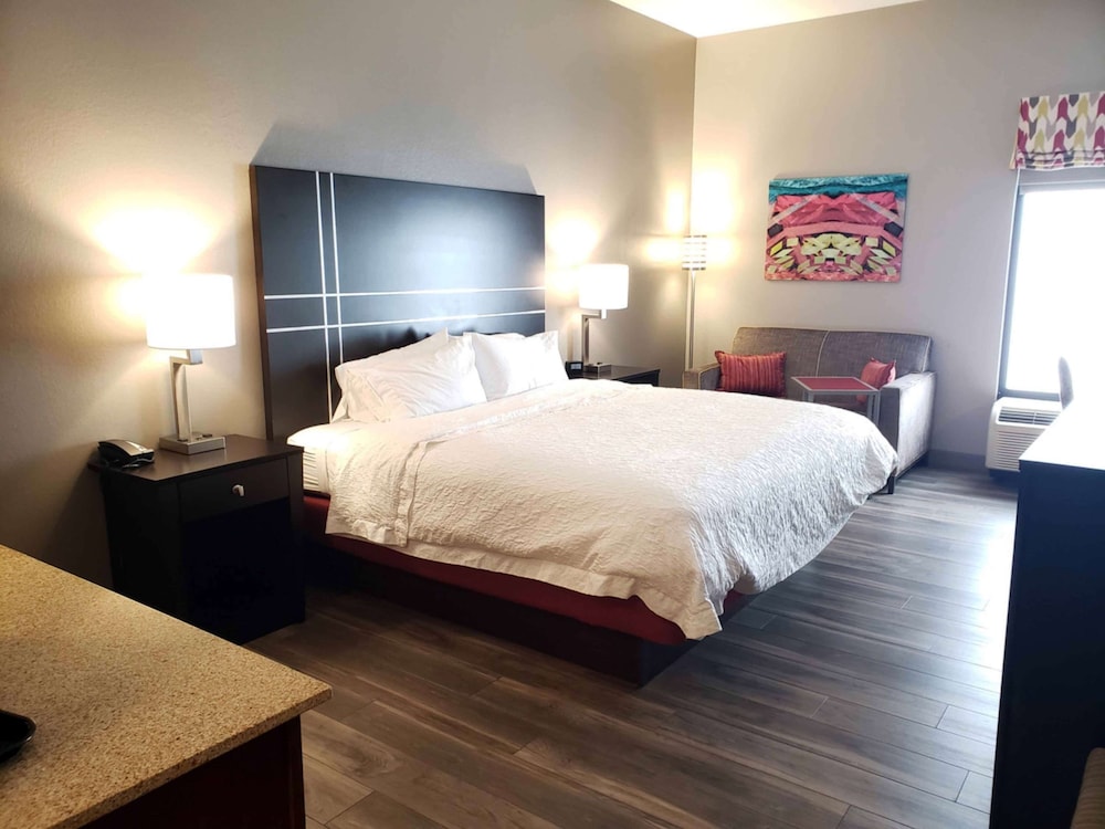 Hampton Inn Greensburg - photo 5