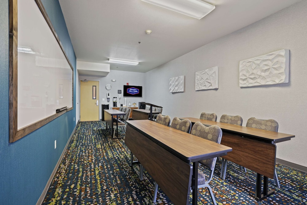 Hampton Inn & Suites Modesto Salida - photo 50