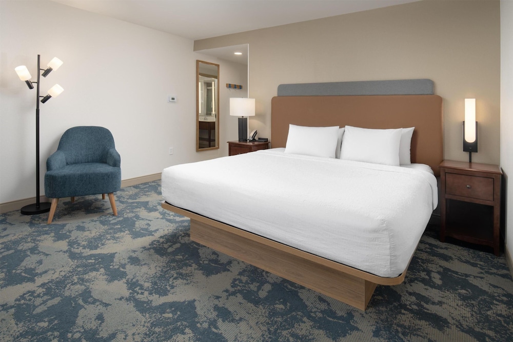 Hampton Inn Kimball - photo 12
