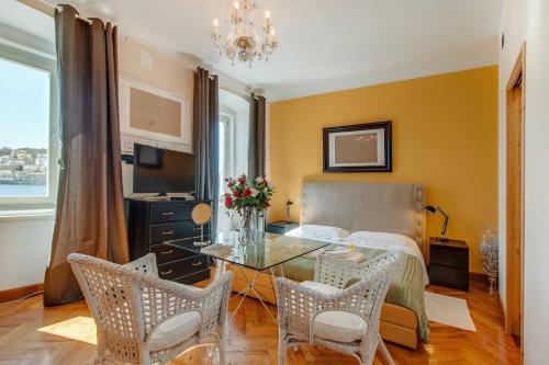 Sea view apartment Vindobona 2 modern stay with parking in Mali Lošinj Center — 4-Star Luxury Hotel in Mali Losinj, Croatia