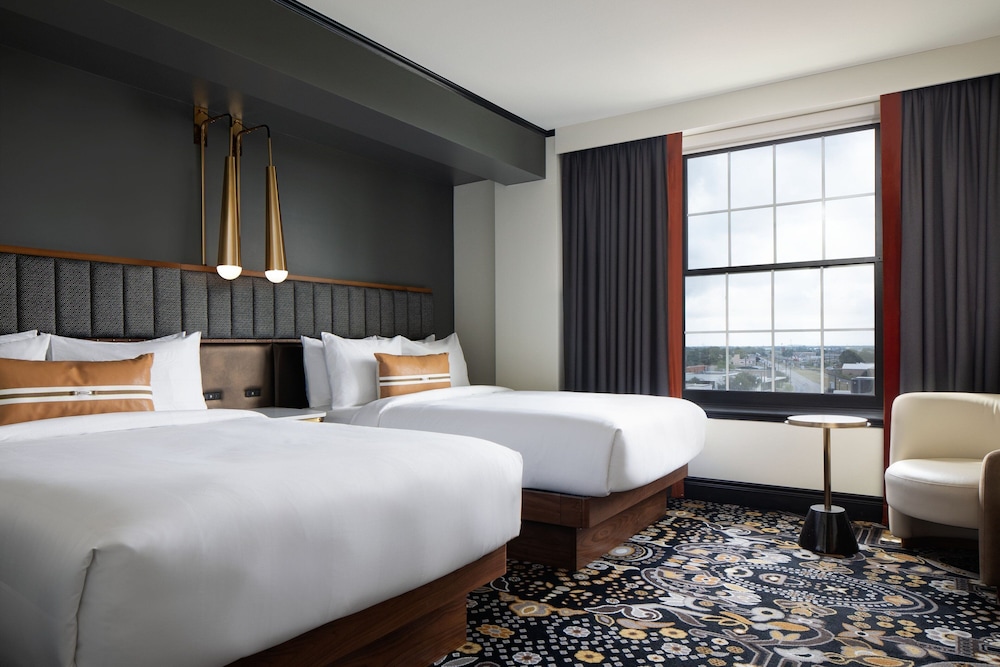 LaSalle Boutique Hotel - photo 9