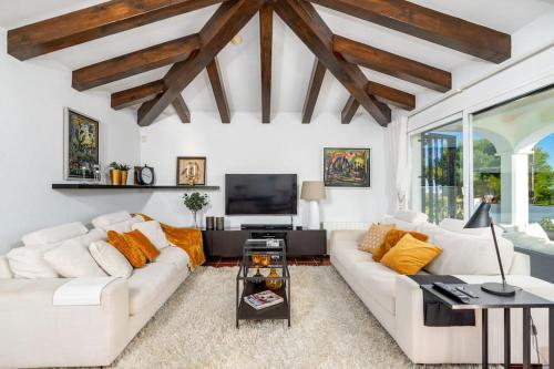 Stunning Urb DoA a Pilar villa with private pool Ref 139 — 4-Star Luxury Hotel in Mijas, Spain
