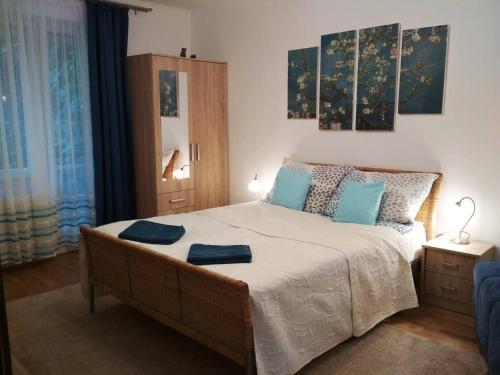 Zsuzsa Apartman — 4-Star Luxury Hotel in Budapest, Hungary