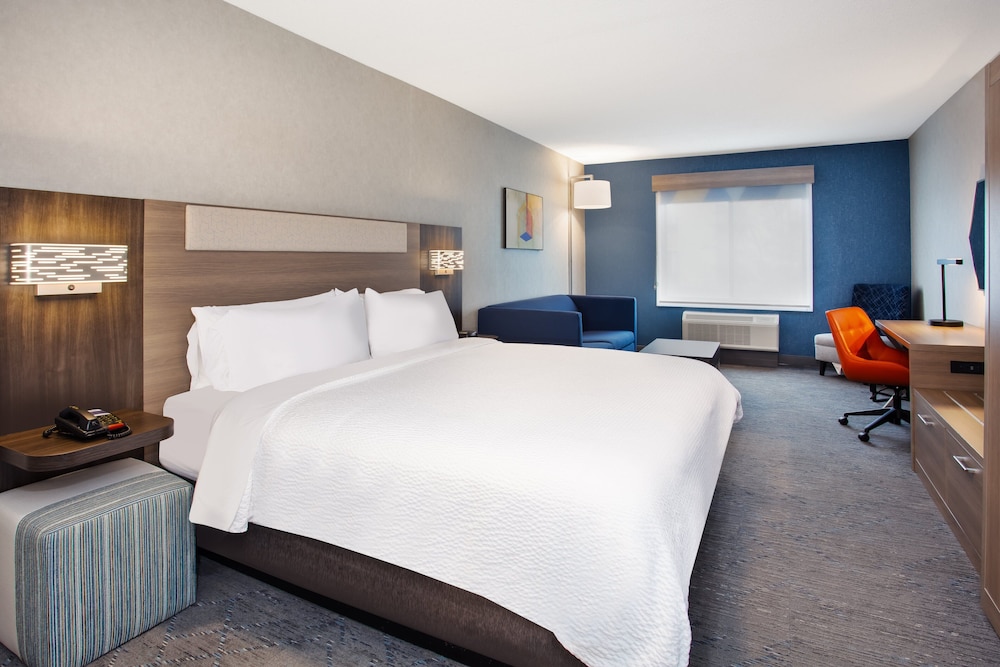 Holiday Inn Express Hotel & Suites Belleville by IHG - photo 14