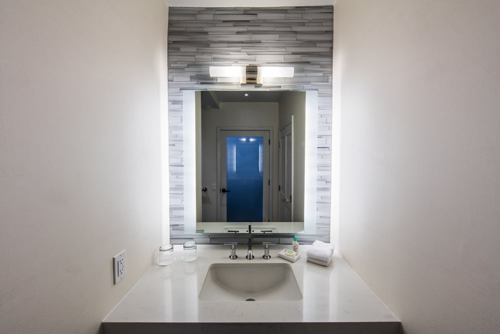 The Mosaic Hotel Beverly Hills - photo 29