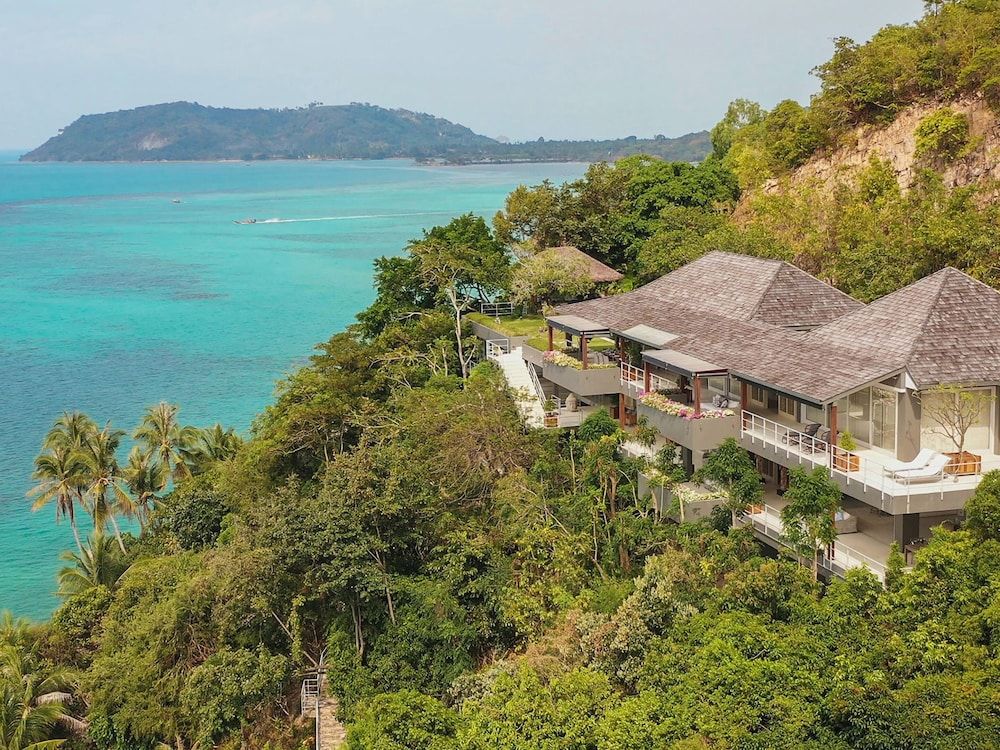 Cape Laem Sor Estate in Koh Samui, Thailand
