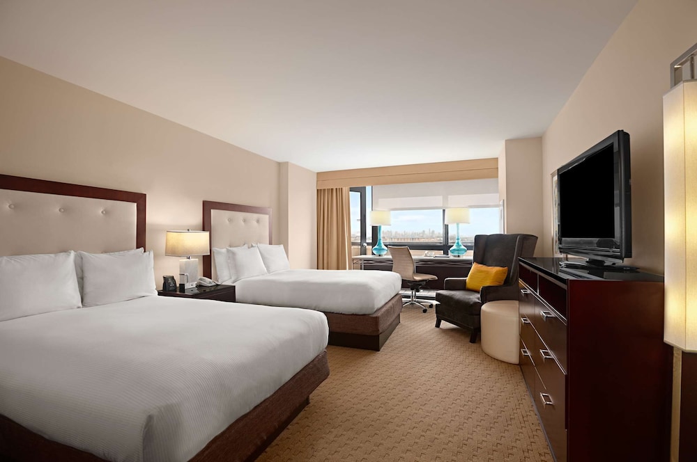 Hilton Miami Airport Blue Lagoon - photo 21