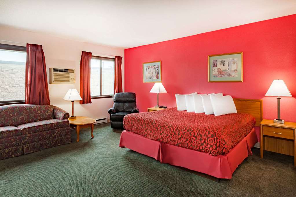 Days Inn by Wyndham Mason City - featured photo