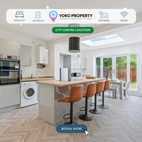 Beautiful House Sleeps up to 7 Free Parking Fast Wifi and Smart TV by Yoko Property — 4-Star Luxury Hotel in Wigan, United Kingdom