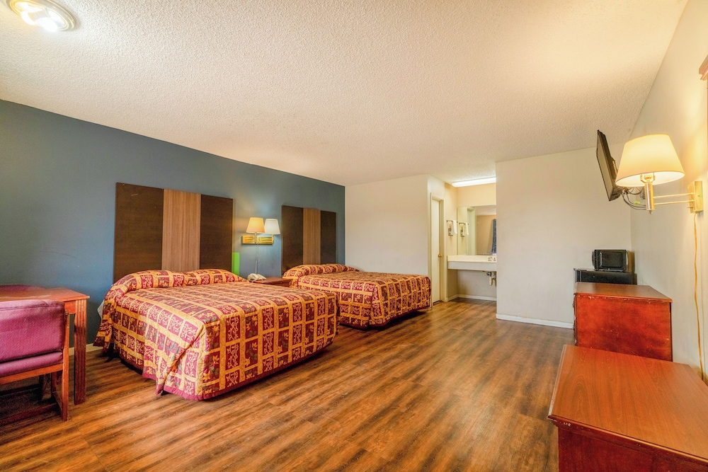 Executive Inn Mineral Wells - photo 26