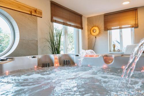 Villa federleicht — 4-Star Luxury Hotel in Medebach, Germany