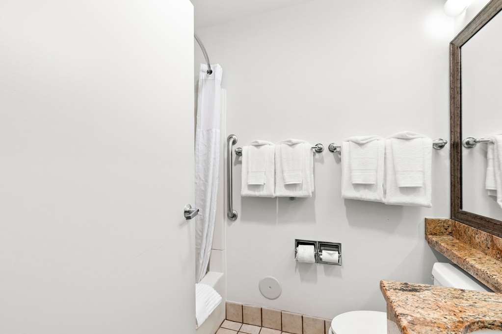 Comfort Inn Pocono Lakes Region - photo 19