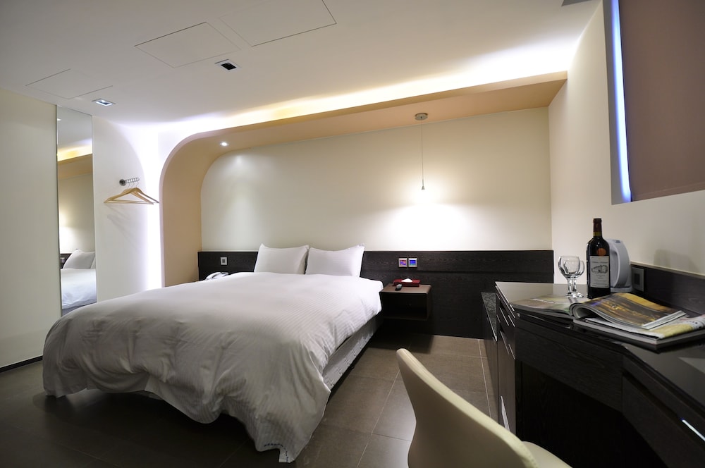 Hotel 20 Alley — hotel in Xindian