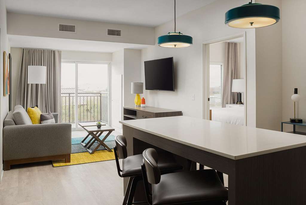 WaterWalk Extended Stay by Wyndham Huntsville - photo 23