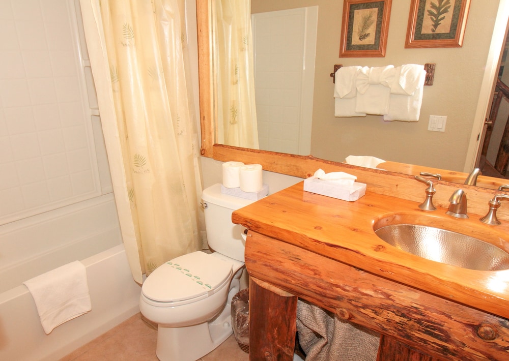 Mammoth Ski & Racquet Club - photo 52
