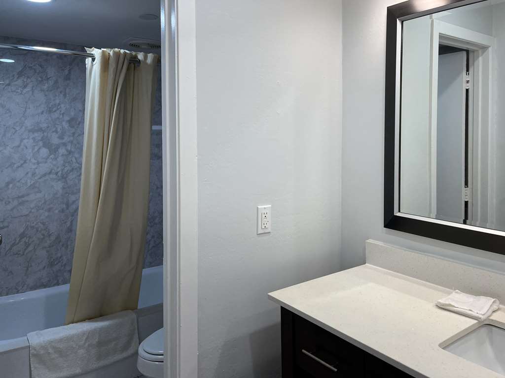Motel 6 Greenville NC ECU Medical Center - photo 10